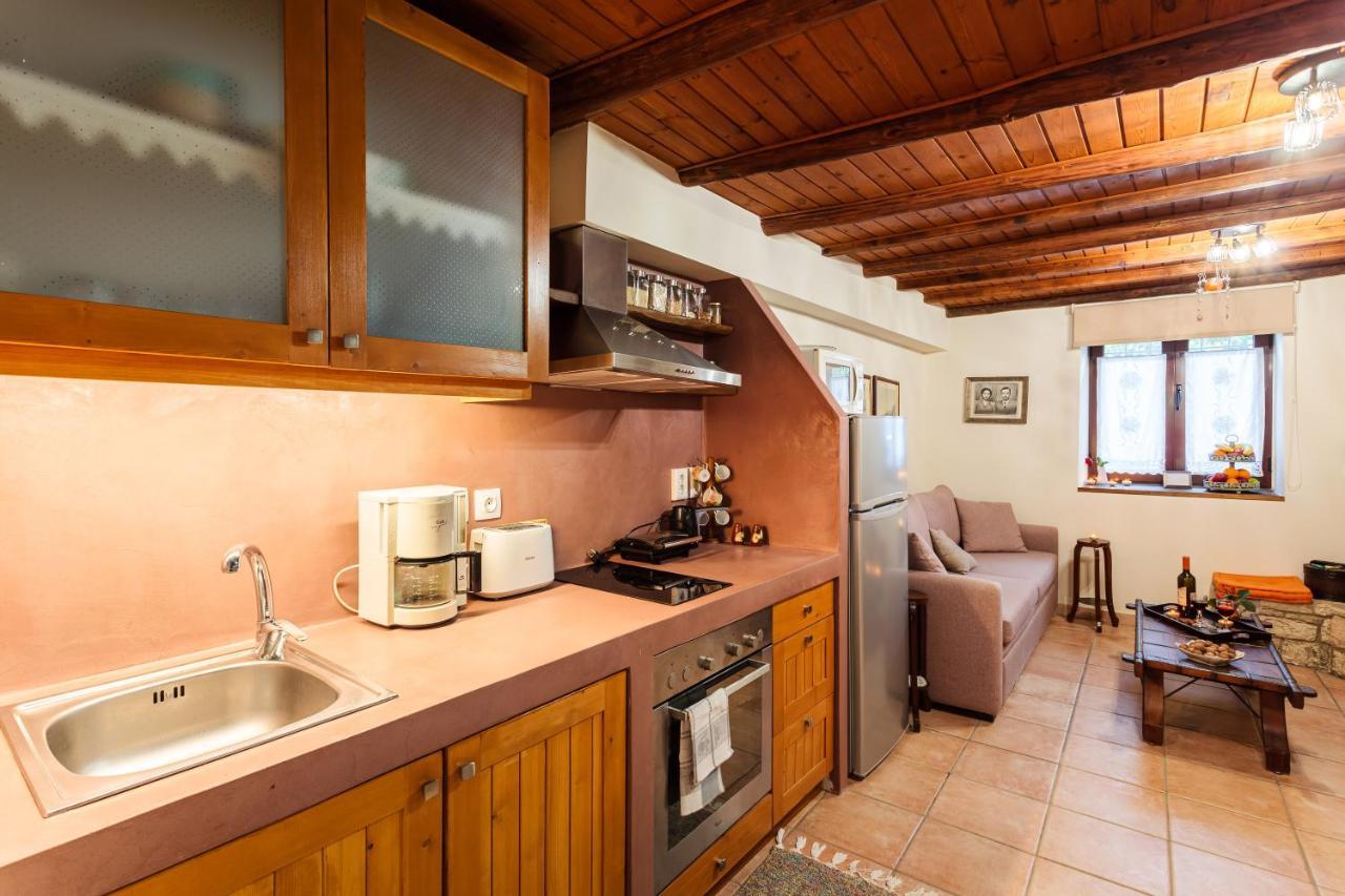 Petalidi Olive Garden Stone House Near The Beach Exterior foto
