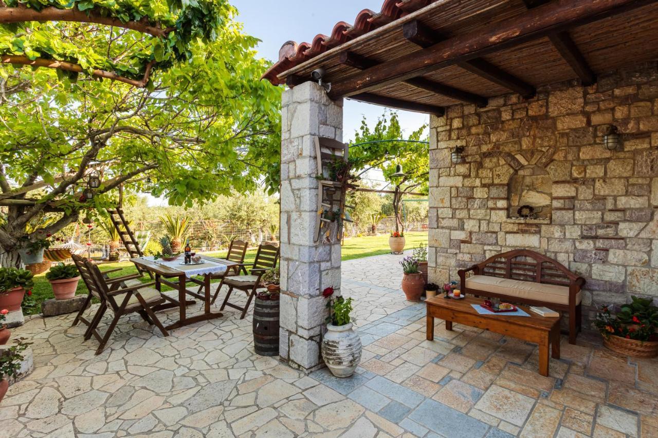 Petalidi Olive Garden Stone House Near The Beach Exterior foto